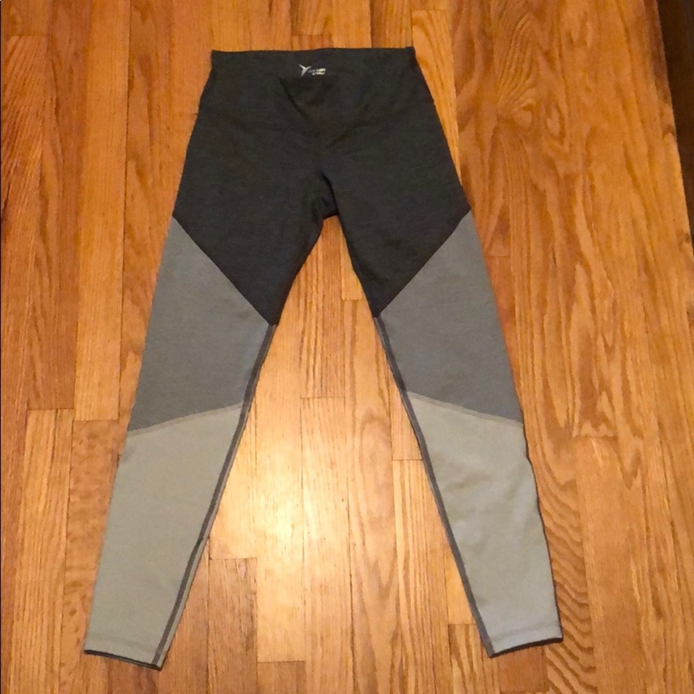 Old Navy Active Go-Dry Gray Exercise Pants